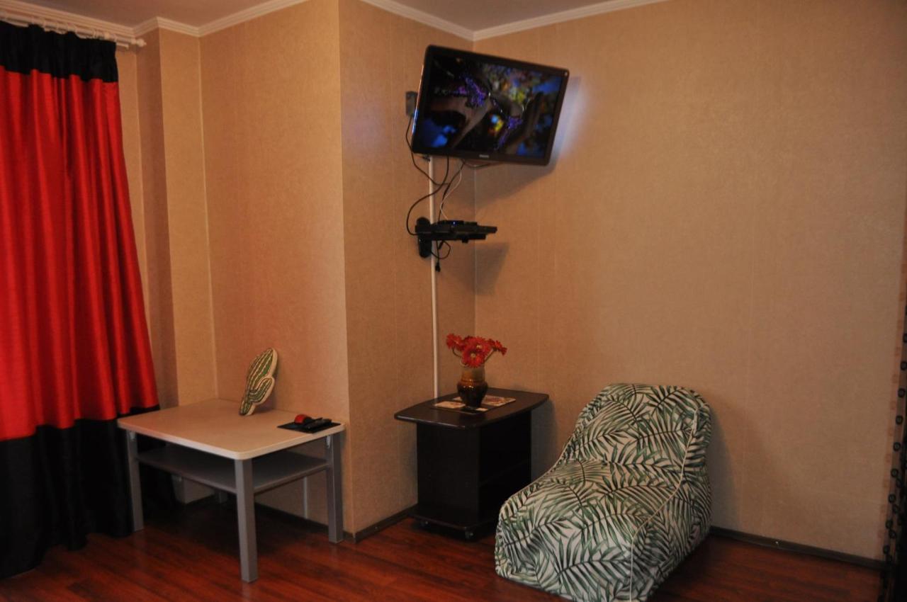 Spacious Apartment With Balcony Kremenciuk Exterior foto
