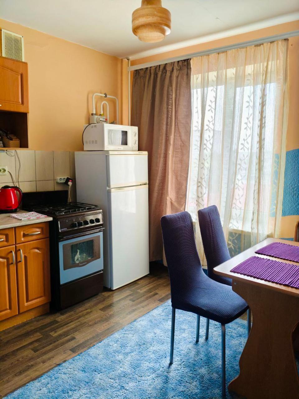 Spacious Apartment With Balcony Kremenciuk Exterior foto